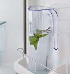 Mepal Flow Waterkan - 1,5 L - Helder 8 Mepal Flow Waterkan - 1,5 L - Helder -Buiten Kamperen 1143x1200 4