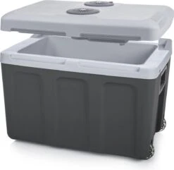 Tristar KB-7540 Koelbox 40 Liter - Koelbox Elektrisch - 12v Autolader En 230v Stopcontact - Koelt & Verwarmt - Grijs 21 Tristar KB-7540 Koelbox 40 Liter - Koelbox Elektrisch - 12v Autolader En 230v Stopcontact - Koelt & Verwarmt - Grijs -Buiten Kamperen 1200x1170 3