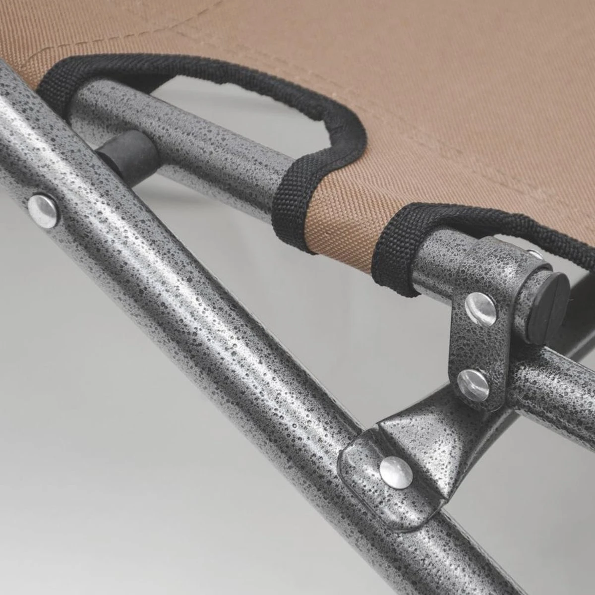 Ligstoel Opvouwbaar 155x60cm - Lichte Ligbed Relaxstoel Tuinstoel Campingstoel Strandstoel 11 Ligstoel Opvouwbaar 155x60cm - Lichte Ligbed Relaxstoel Tuinstoel Campingstoel Strandstoel - Afbeelding 9