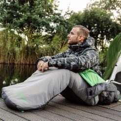 Anaterra® Mummy Slaapzak VETUR - Winter - Tot -19 Graden - Incl. Draagtas - 220 X 80 X 50 Cm 12 Anaterra® Mummy Slaapzak VETUR - Winter - Tot -19 Graden - Incl. Draagtas - 220 X 80 X 50 Cm -Buiten Kamperen 1200x1200 467