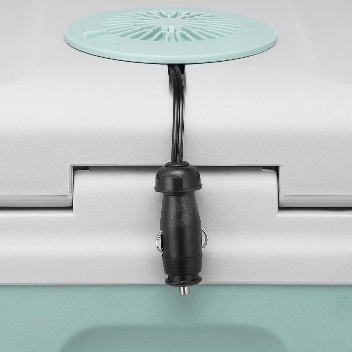 Tristar KB-7640 Koelbox 40 Liter - Koelbox Elektrisch - 12v Autolader En 230v Stopcontact - Koelt & Verwarmt - Groen 10 Tristar KB-7640 Koelbox 40 Liter - Koelbox Elektrisch - 12v Autolader En 230v Stopcontact - Koelt & Verwarmt - Groen - Afbeelding 8