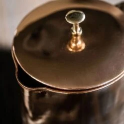 Puur Koperen Kan Bloempatroon - 1,5 Liter 12 Puur Koperen Kan Bloempatroon - 1,5 Liter -Buiten Kamperen 1200x1200 997