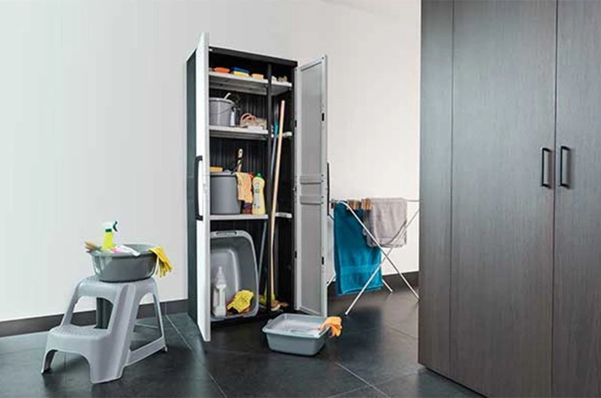 Curver One Step Opstapje Krukje - Lichtgrijs 4 Curver One Step Opstapje Krukje - Lichtgrijs - Afbeelding 2