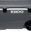 Igloo Latitude 90 Roller - Grote Koelbox Op Wielen - 85 Liter - Grijs -Buiten Kamperen 1200x821 1