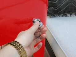 AXI Retro Cooler Rood - Koeler Met Wielen - 76L Inhoud - Koelbox Met Aftapkraan -Buiten Kamperen 1200x900 3