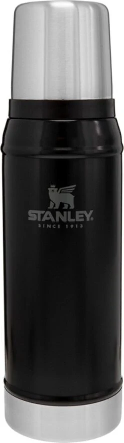 Stanley The Legendary Classic Bottle 0,75L - Thermosfles - Matte Black -Buiten Kamperen 337x1200 1