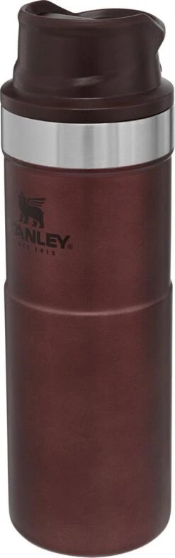Stanley Trigger-Action Travel Mug 0.47L - Thermosfles - Wine 30 Stanley Trigger-Action Travel Mug 0.47L - Thermosfles - Wine -Buiten Kamperen 378x1200 3