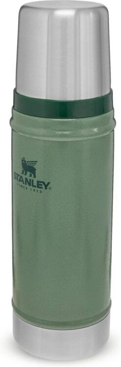 Stanley The Legendary Classic Bottle 0,75L - Thermosfles - Hammertone Green 28 Stanley The Legendary Classic Bottle 0,75L - Thermosfles - Hammertone Green -Buiten Kamperen 398x1200 2
