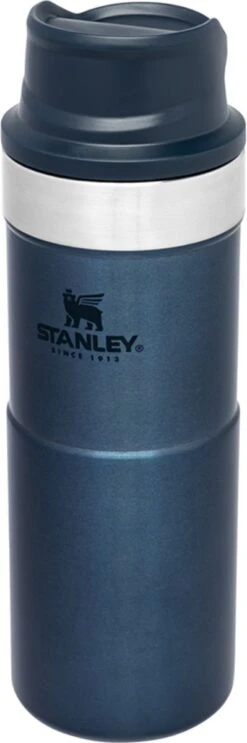 Stanley Classic Trigger-Action Thermosfles - 0.35L- Nightfall -Buiten Kamperen 399x1200