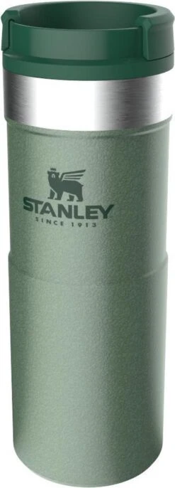 Stanley The NeverLeak™ Travel Mug 0,35L NEW - Thermosfles - Hammertone Green 19 Stanley The NeverLeak™ Travel Mug 0,35L NEW - Thermosfles - Hammertone Green -Buiten Kamperen 432x1200 1