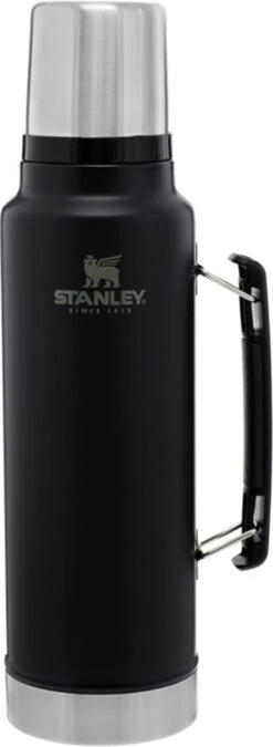 Stanley The Legendary Classic Bottle 1,00L - Thermosfles - Matte Black 33 Stanley The Legendary Classic Bottle 1,00L - Thermosfles - Matte Black -Buiten Kamperen 439x1200 2