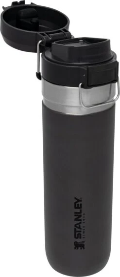 Stanley The Quick Flip Water Bottle 0,70L - Thermosfles - Charcoal -Buiten Kamperen 523x1200 1