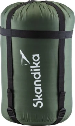 Skandika Vegas-R XXL Slaapzak - Mummieslaapzakken – Slaapzakken Volwassen – Maat XXL – Mummie Slaapzak - Unisex - Katoen, Luxe Kwaliteit, Koppelbaar, 3 Seizoenen, 220 X 110 Cm, -12° Tot -15°C, Outdoor Kampeerslaapzak – Ritssluiting Rechts - Groen -Buiten Kamperen 715x1200 1