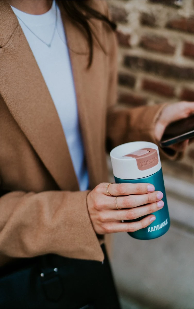 Kambukka Olympus Thermosbeker 300 Ml - Makkelijk Reinigen - Lekvrije Koffiebeker - RVS - Enchanted Forest 11 Kambukka Olympus Thermosbeker 300 Ml - Makkelijk Reinigen - Lekvrije Koffiebeker - RVS - Enchanted Forest - Afbeelding 9